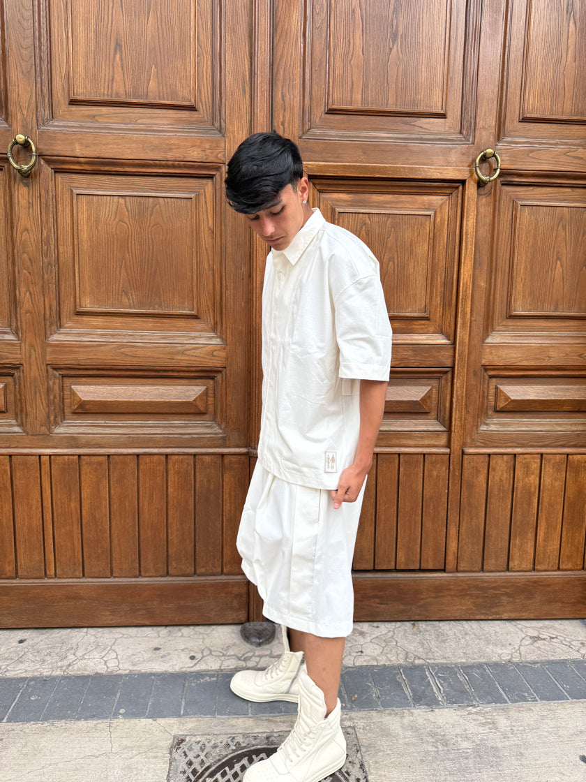 WHITE BER GAVENSEMBLE