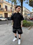 BLACK BOTTON TEE