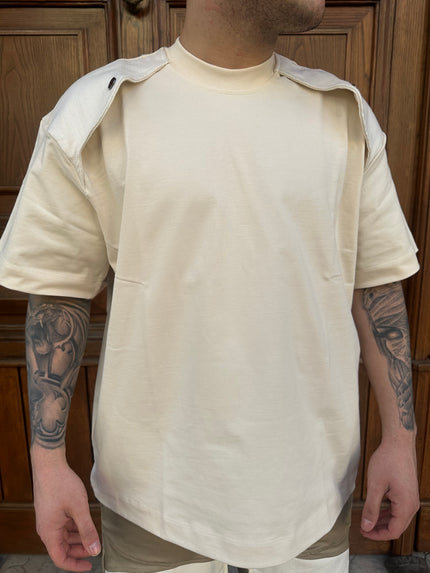 BEIGE BOTTON TEE