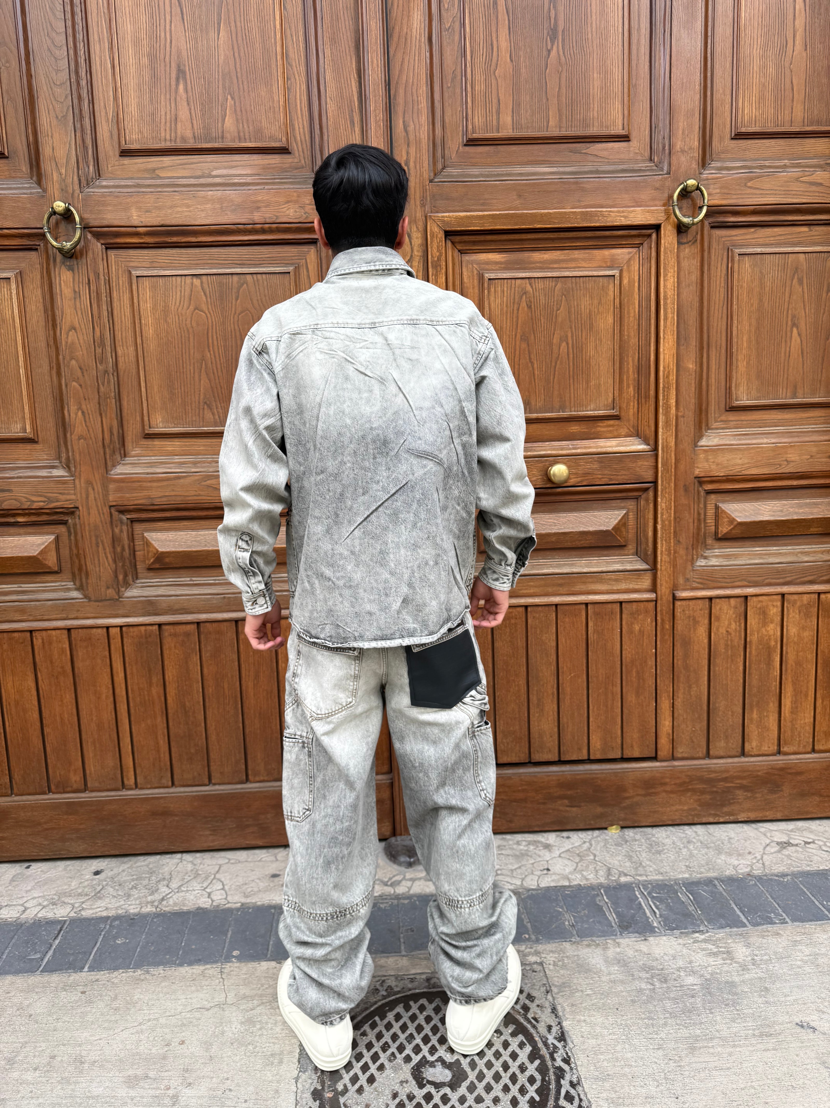 GREY SHIRT PATCH