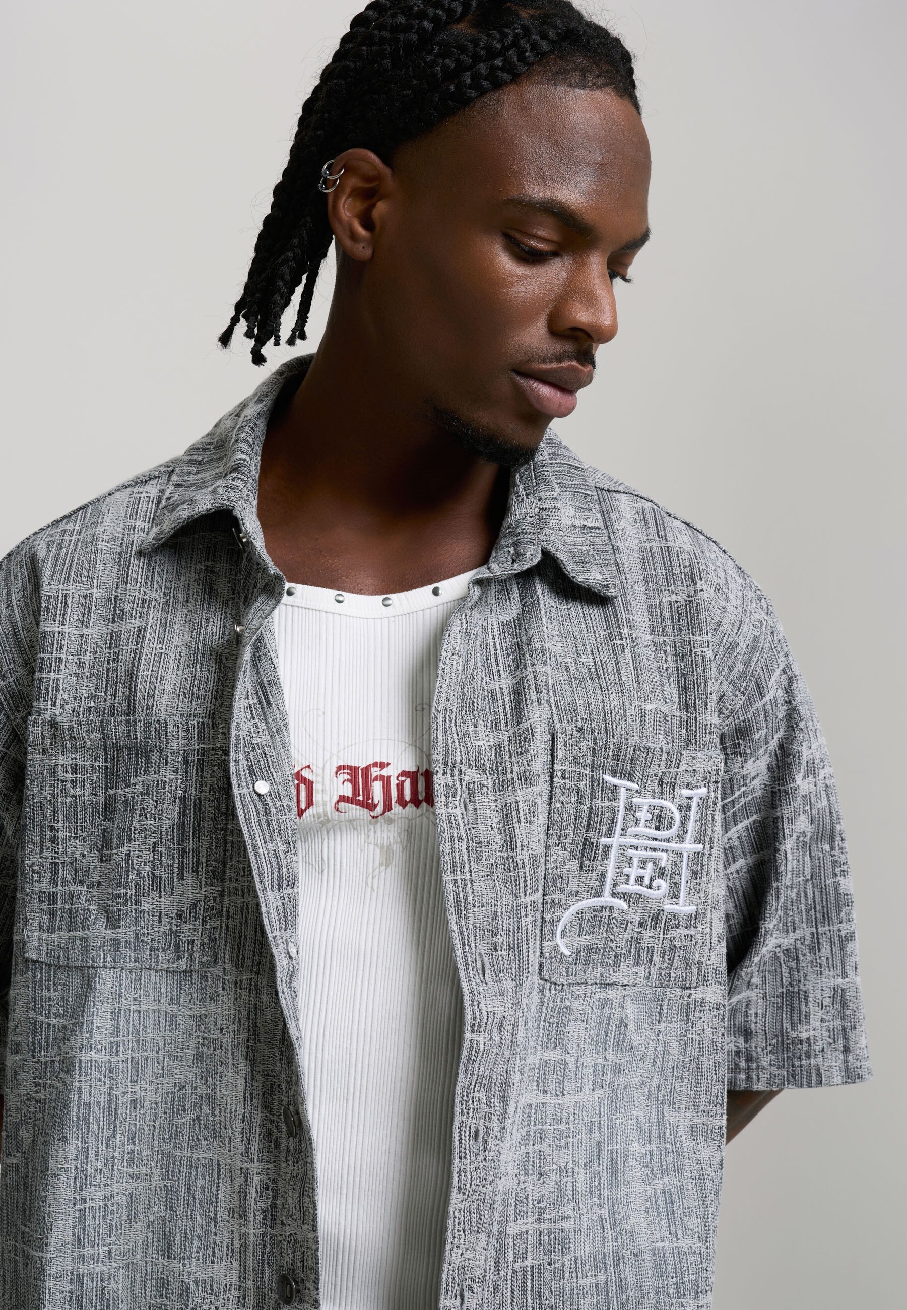 MENS DISTRESSED CROSS RELAXED DENIM SHIRT - BLACK