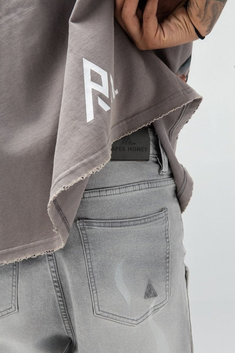 DUAL FLAMES SHORTS GREY