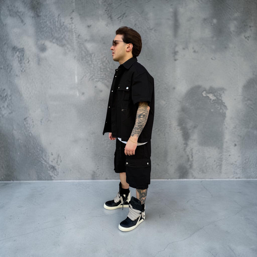 BLACK CARGO SHORT