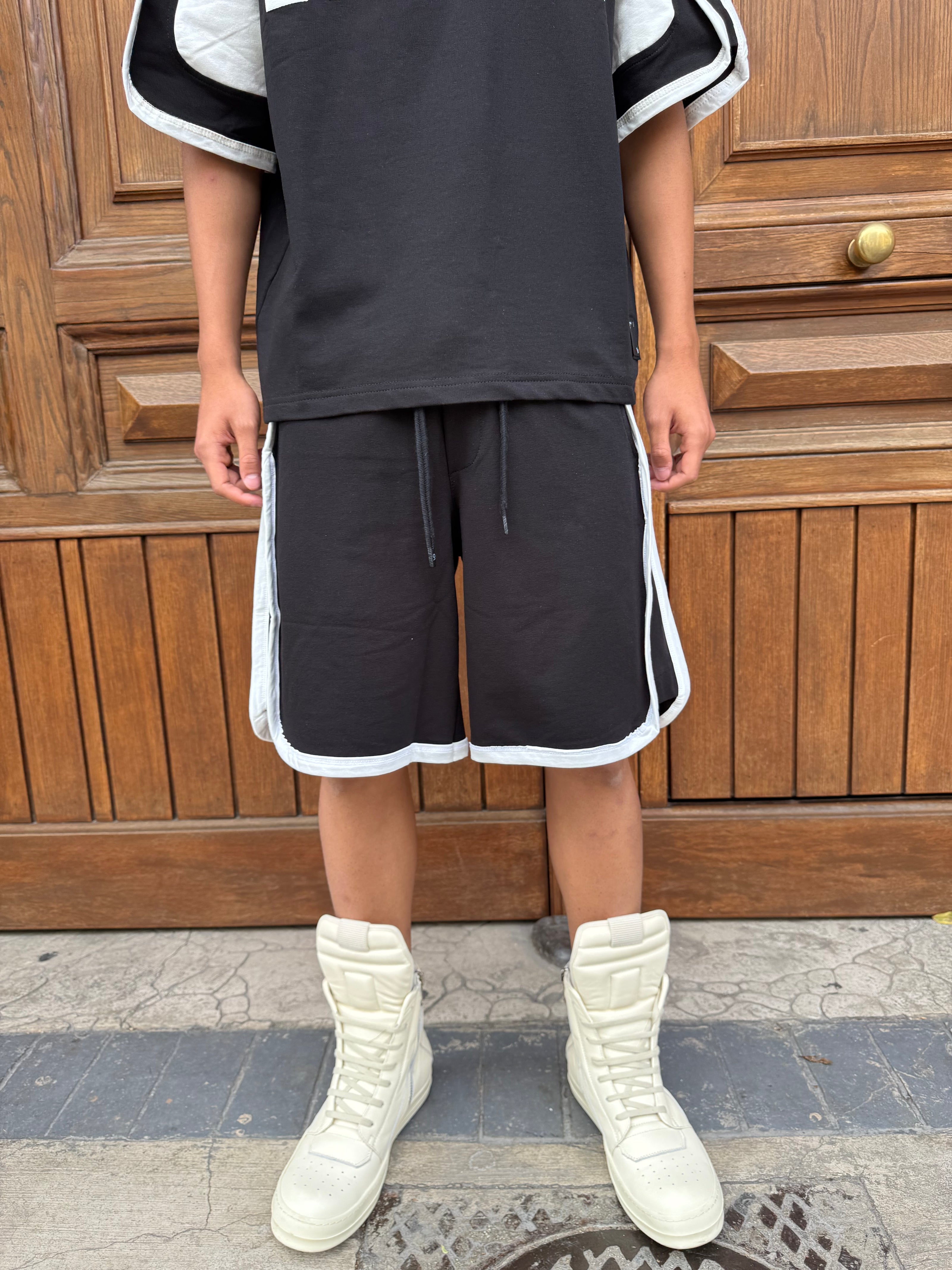 SHORT GAVENSEMBLE